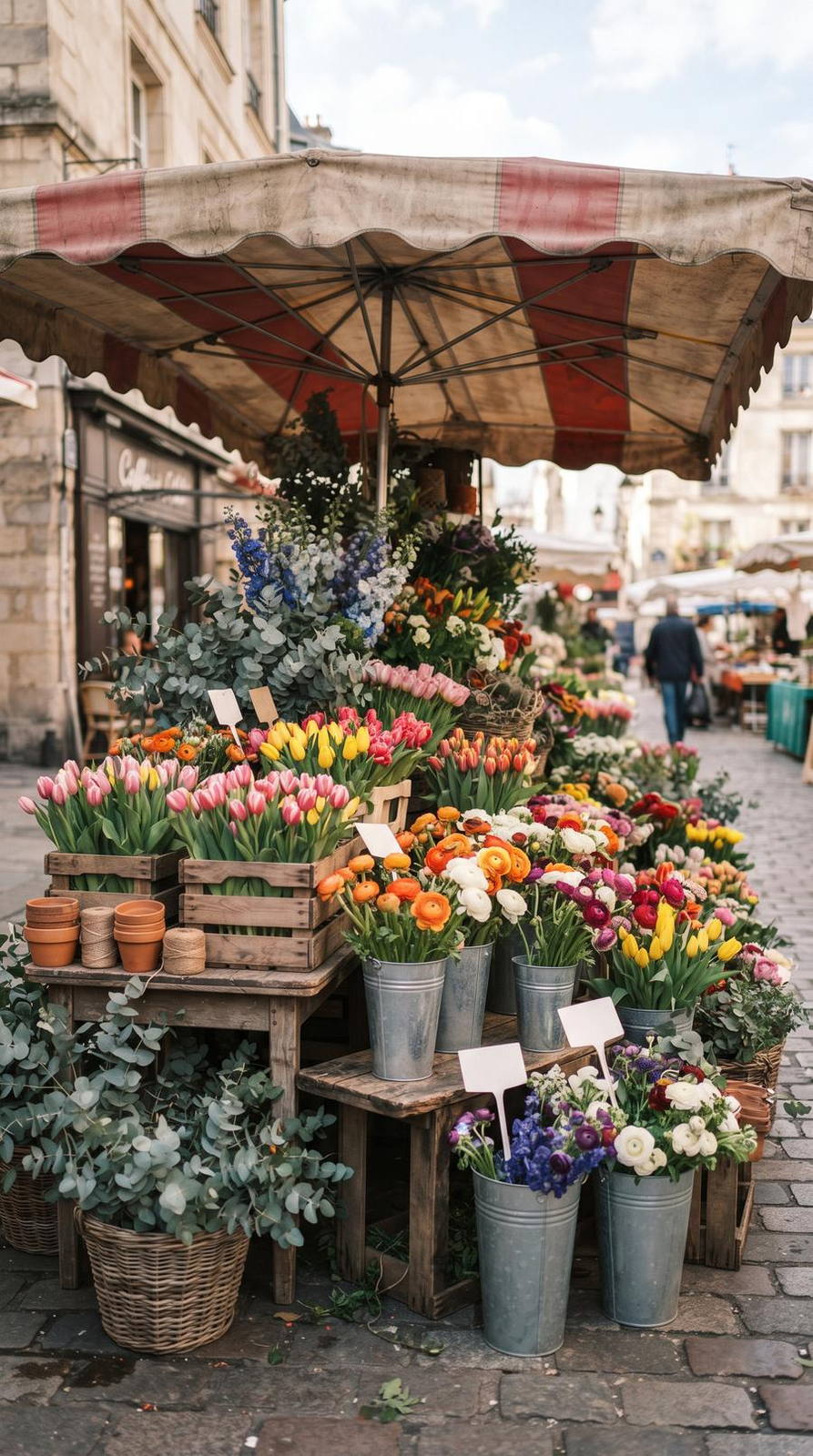 Fleuriste — variante Stand de marché, cadrage vertical 9:16 (exemple MOTIONEST)